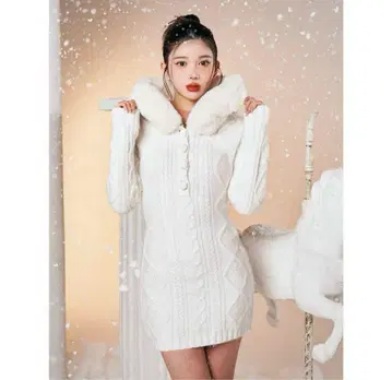 Darich 다리치 후드 퍼 케이블 니트 미니 원피스