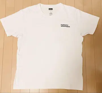 FreshService 화이트 티셔츠