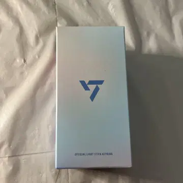 SEVENTEEN official light stick keyring