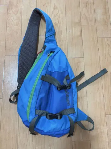 Patagonia 슬링 백 파랑 숄더백 8L (단종)