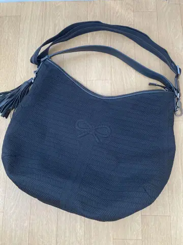 안야 힌드마치 뜨개질 숄더백