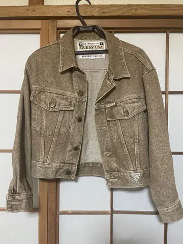 GUESS 베이지 데님 자켓