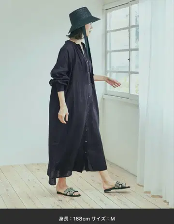 URBANRESEARCHDOORS 린넨 개더 원피스 네이비