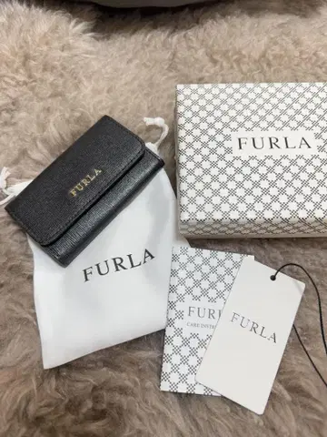 (미사용 새상품)훌라 블랙 키케이스