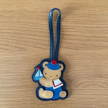 파밀리아 참