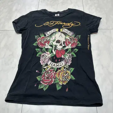 Ed Hardy 스컬과 장미 디자인 티셔츠 S 사이즈 여성용