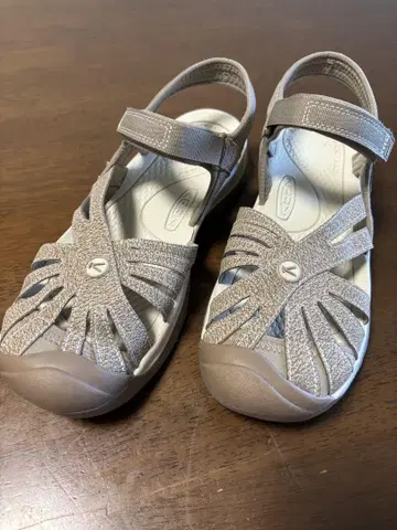 KEEN 로즈 샌들 26cm