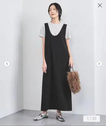 U 넥 슬리브리스 원피스