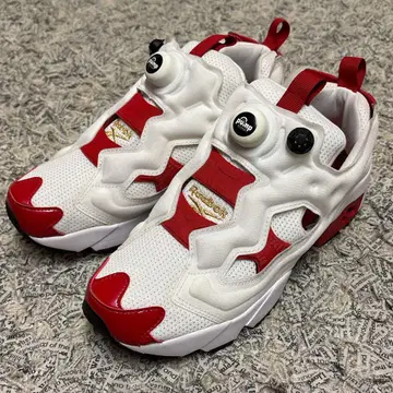 새상품급 Reebok Instapump Fury FV0418