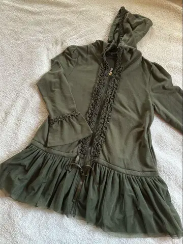 앤드러브 프릴 후드티