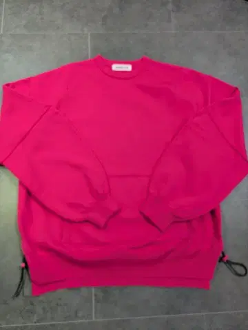 HeRIN.CYE / Pocket boyfriend tops 2