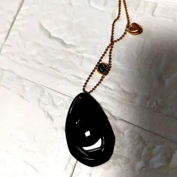 로니 카포스 목걸이