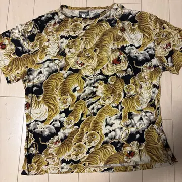 used 블랙사인 백호 티셔츠 M