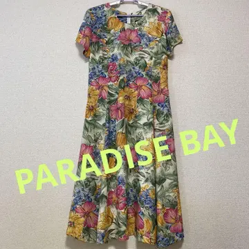 PARADISE BAY 무무 하와이안 드레스 하이비스커스