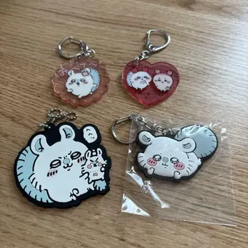 치이카와 모몽가 제일복권 러버 참 아크릴 키링