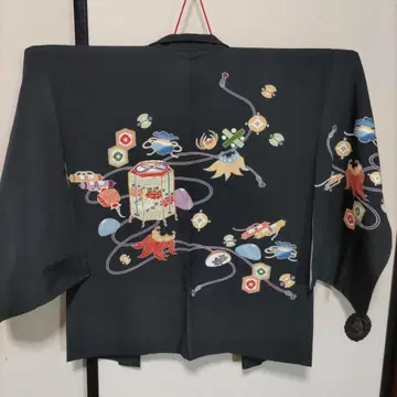 블랙 그림 겉옷, 흠이 없다