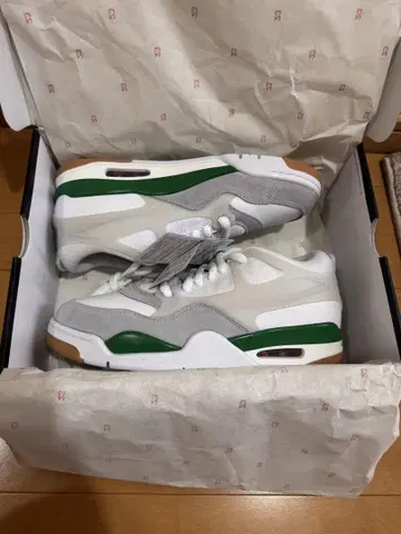 미사용 새상품 Air Jordan 4 RM 9.5 27.0 할인