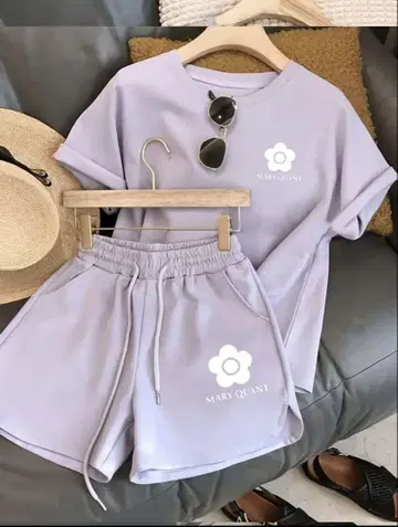 남은 수량 1개! MARY QUANT 티셔츠 셋업 L 사이즈