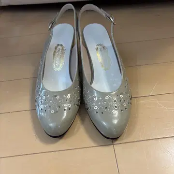 요시노야 그레이 슬링백 슈즈 22cm