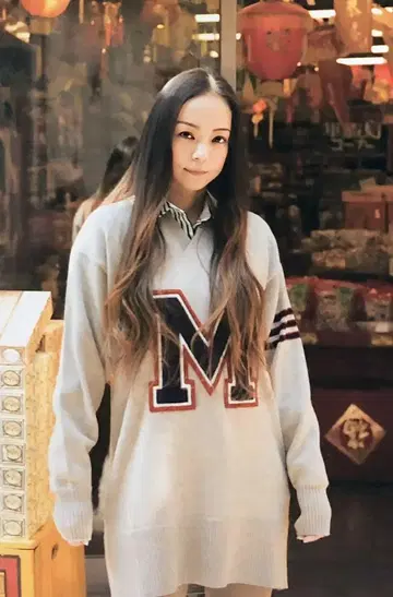 아무로 나미에 착용 나가사키 니트