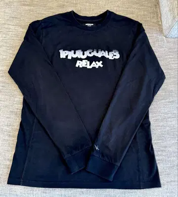 [ 새상품급 ] 1PIU1UGUALE3 RELAX 심플 로고 티셔츠 블랙