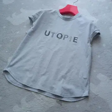 그레티브릴리언] T셔츠 로고 펄 UTOPIE