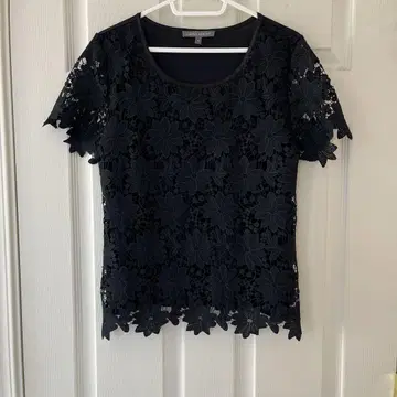 LAURA ASHLEY 블랙 레이스 반팔 탑 M