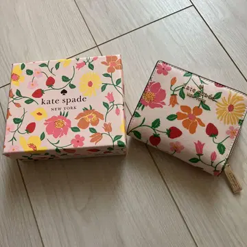 kate spade 꽃무늬 이중 접이식 지갑 박스 포함