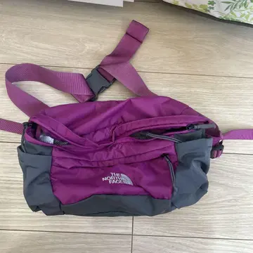 THE NORTH FACE NM71800 바디백 퍼플