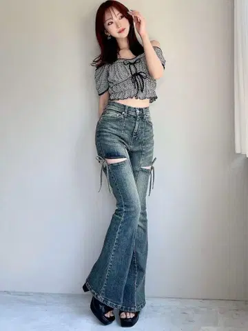 RESEXXY 컷아웃 리본 데님 팬츠