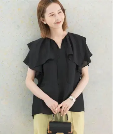 [새상품급] URBAN RESEARCH ROSSO 이지케어 프릴 블라우스