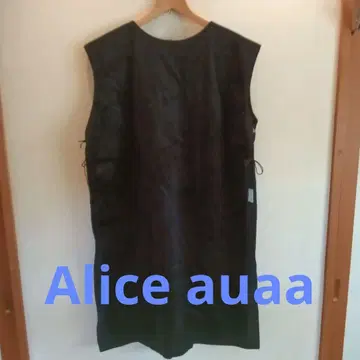 Alice auaa 블랙 슬리브리스 튜닉