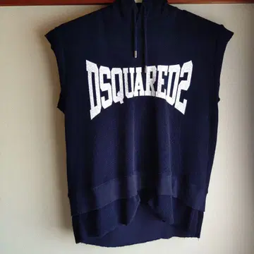 DSQUARED 슬리브리스 후드티