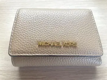 MICHAEL KORS 베이지 3단 폴더형 지갑