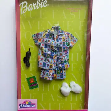 Barbie LOTTERY LOUNGE FASHION 파자마 세트