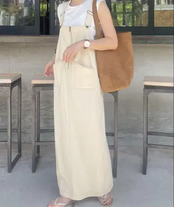 ISOOK 살로펫 점퍼 스커트 아이보리