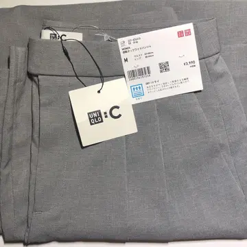 UNIQLO 감동 턱 와이드 팬츠