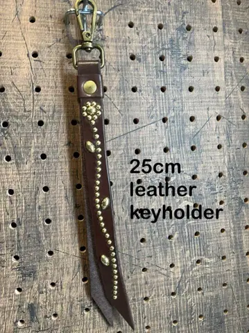 25cm 가죽 스터드 키링 브라운 schott CALEE 좋아하시는 분