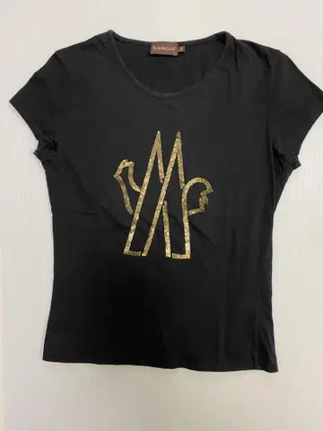 MONCLER 블랙 티셔츠 XS 사이즈