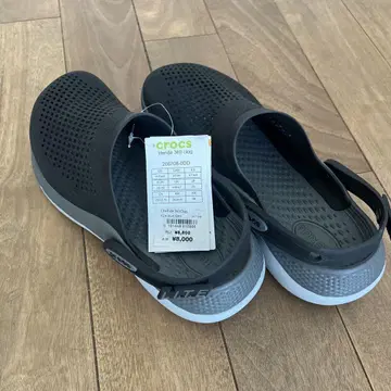 미사용 새상품 crocs literide 블랙 25cm