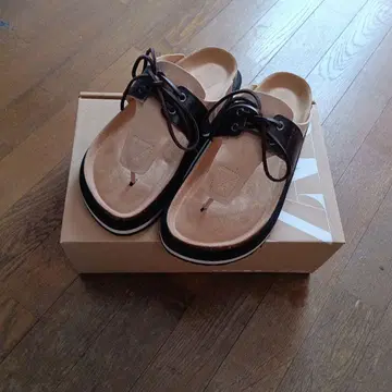 ZARA SRPLS 샌들 2025 ss size 41 거의 새상품