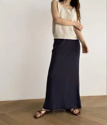 택 포함 미사용 새상품 캐널진 아일렛 롱 스커트