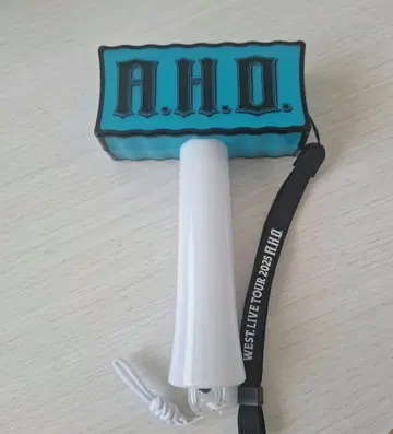 A.H.O. 응원봉 WEST LIVE TOUR 2025