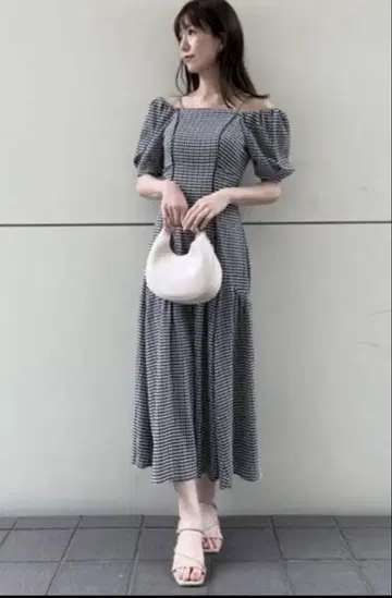 스나이델 깅엄 체크 플레어 원피스 새상품급