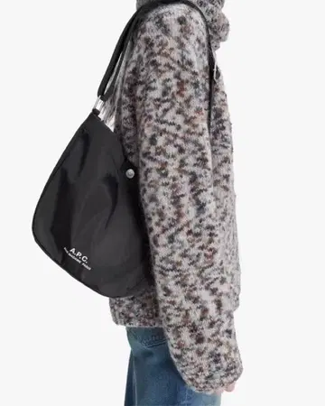 새상품 아페쎄 숄더백 A.P.C. JOURNAL SMALL