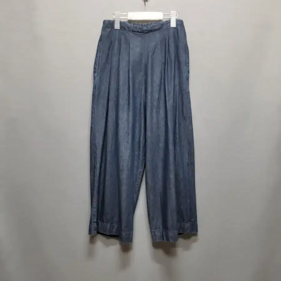 【MODIMOOD】DAILY WIDE WASHING DENIM Modi Mood Wide Washing Denim S, Brand New on Bunjang Global