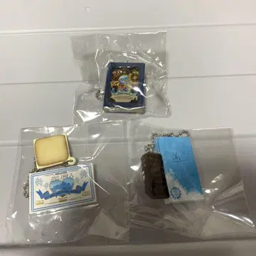 시로이 코이비토 파크 한정 가챠가챠 참 3종