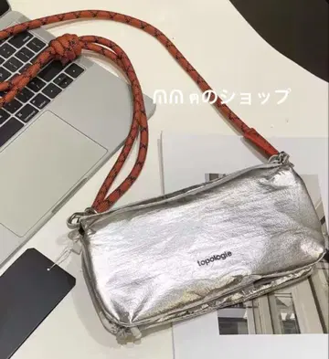 topologie 숄더백 실버