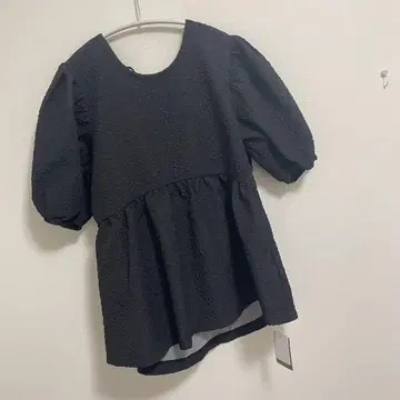 프릭스스토어 후쿠레 자카드 퍼프 슬리브 숏 블라우스