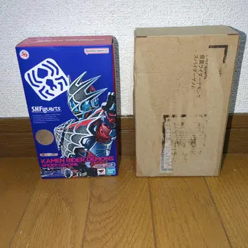 S.HFiguarts 가면라이더 데몬즈 스파이더 게놈